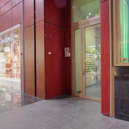 Studio Apartment In Quiet Heart Of Everything Талин Екстериор снимка