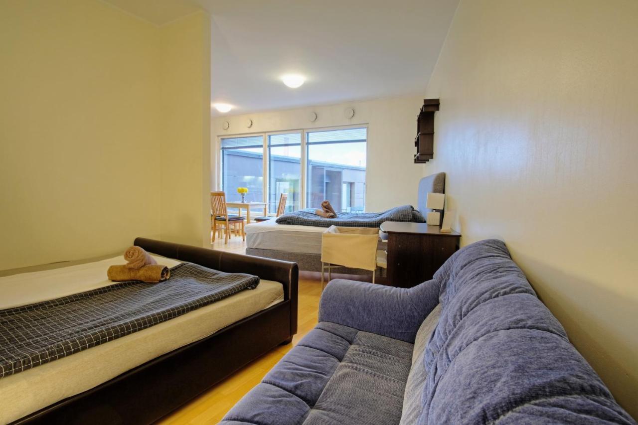 Studio Apartment In Quiet Heart Of Everything Талин Екстериор снимка