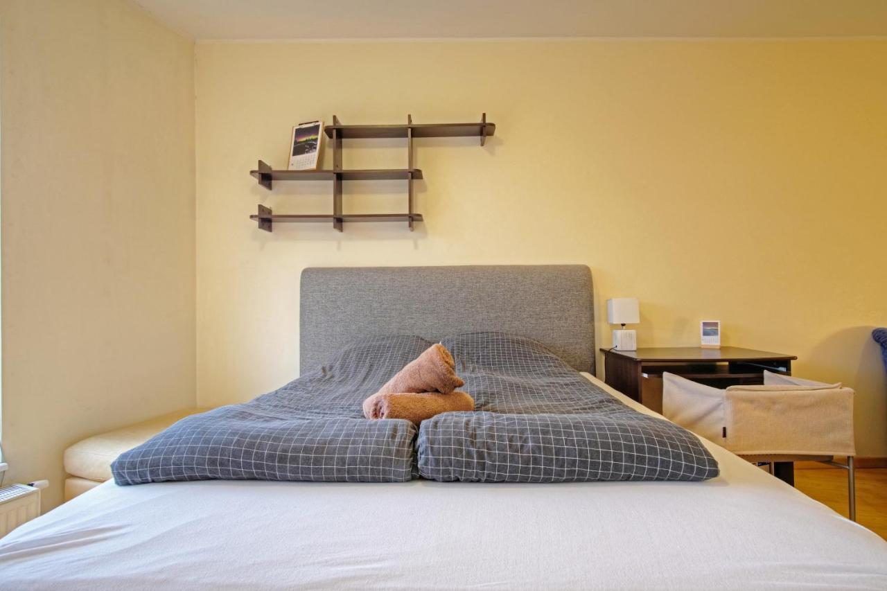 Studio Apartment In Quiet Heart Of Everything Талин Екстериор снимка